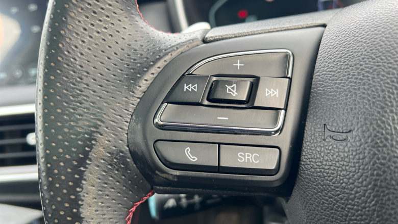 MG Hs 1.5 T-GDI Exclusive 5dr DCT Petrol Hatchback